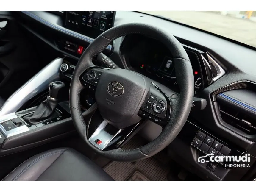 2024 Toyota Yaris Cross S HV (Premium colour) SUV