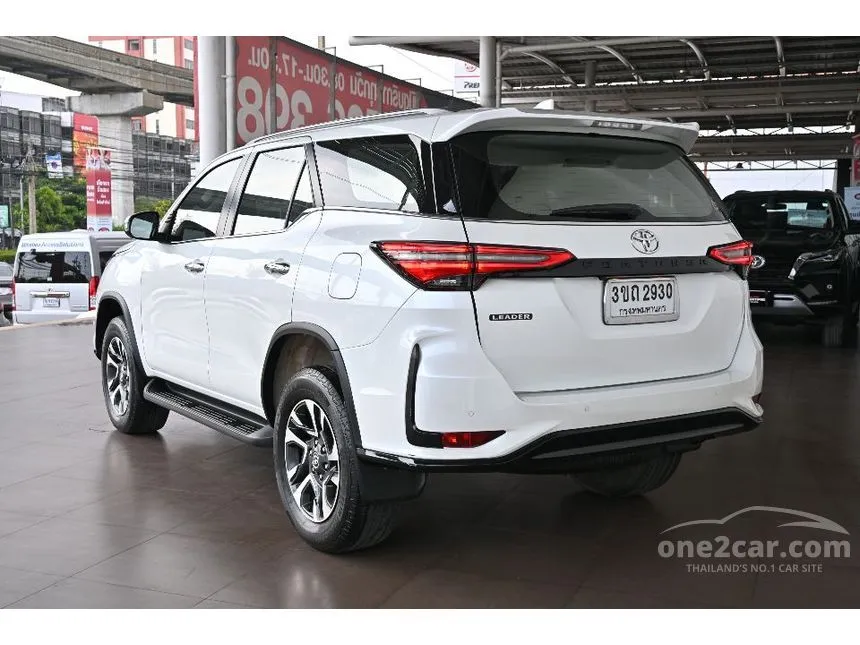 2022 Toyota FORTUNER Leader V SUV