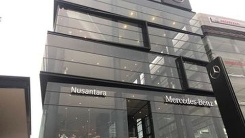 Mercedes-Benz Buka Dealer Baru dengan Fasilitas Mewah