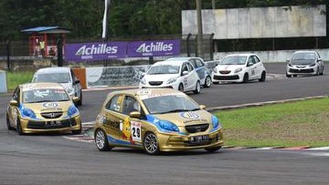 Honda Brio Satya Siap Dites Tabrak