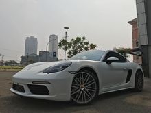 PORSCHE CAYMAN 2.7 PDK 2017 FACELIFT WHITE ON RED ( 718 SERIES ) TDP 525JT