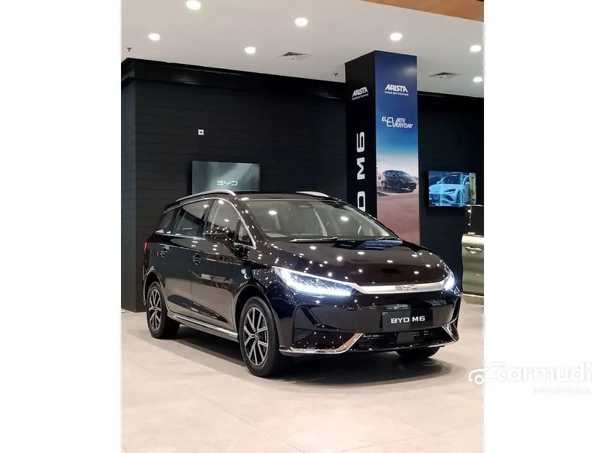 2025 BYD M6 Standard 7-seaters MPV