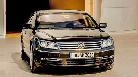 Volkswagen’s Next Phaeton Will Be Offered As A Plug-In Hybrid