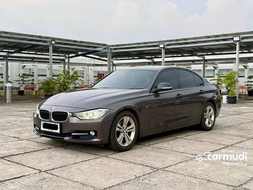 2013 BMW 320i Sport Sedan