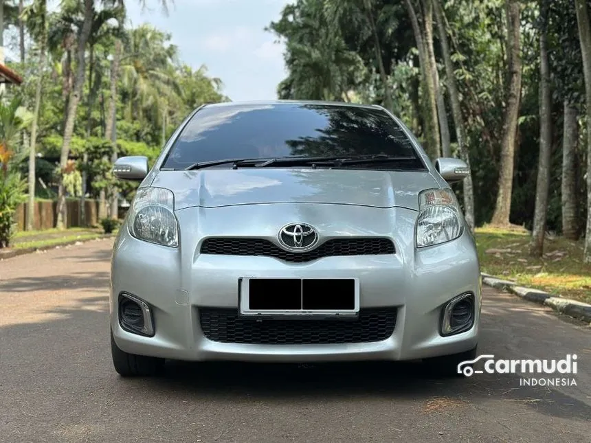 2012 Toyota Yaris J Hatchback