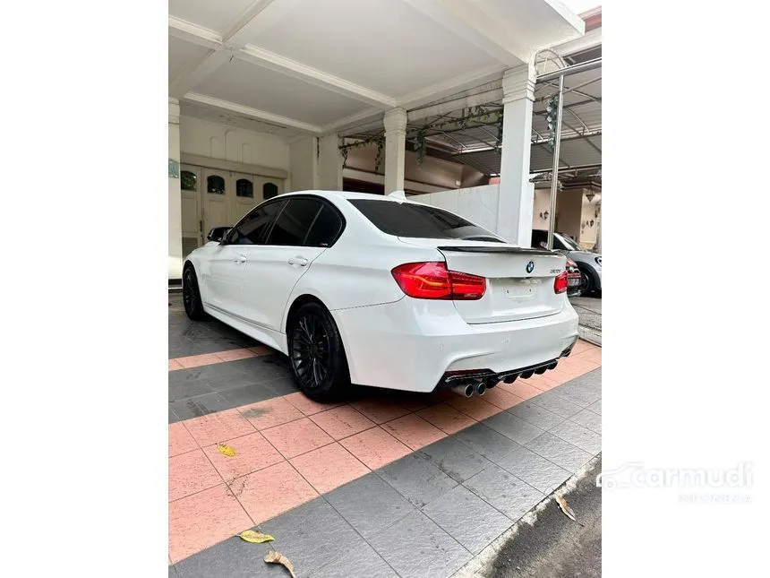 2019 BMW 320i Sport Shadow Edition Sedan