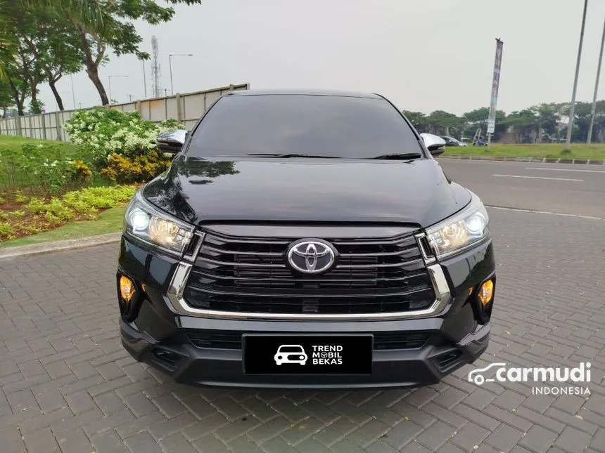 2021 Toyota Kijang Innova Venturer MPV