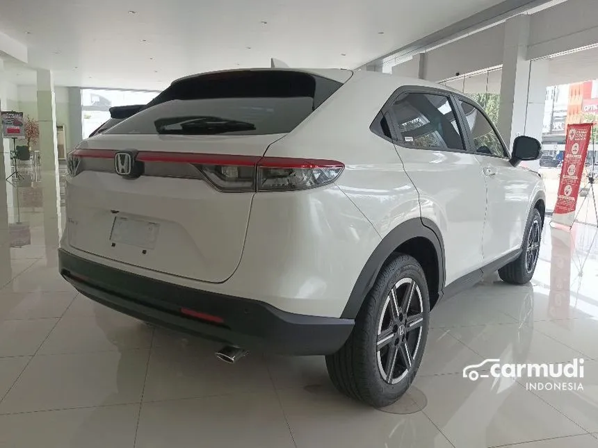 2025 Honda HR-V S SUV