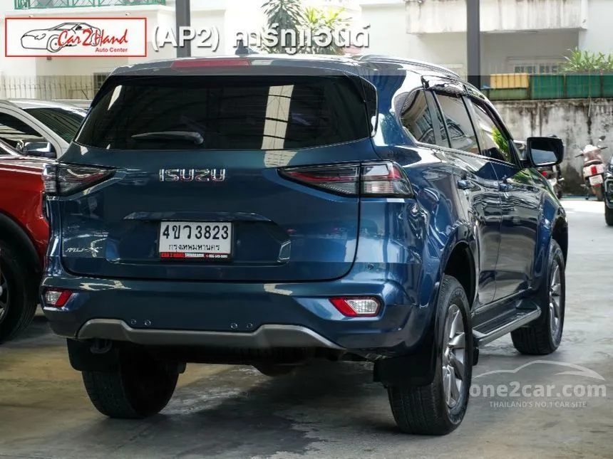 2023 Isuzu MU-X Elegant SUV