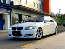 2012 BMW 320i 2.0 LCI E90, RARE!, White on Java Brown, Pajak panjang 3-22, No Malfunction, Matic aman, Interior Rapih banget, Super terawat