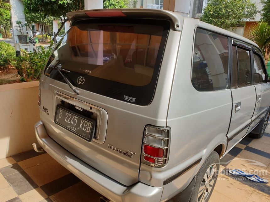 Jual Mobil  Toyota  Kijang 2002 LGX  1 8 di Jawa Barat 
