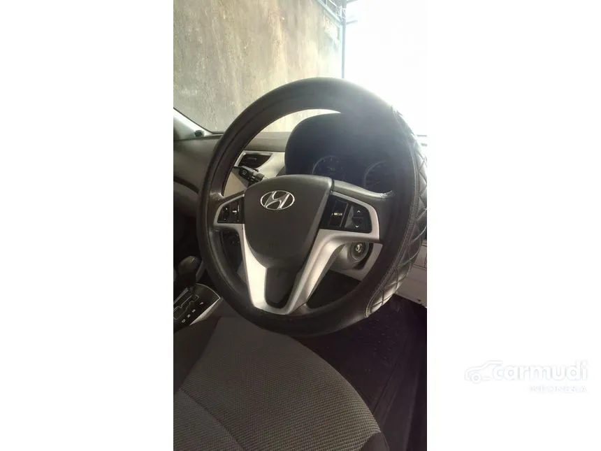 2013 Hyundai Grand Avega SG Hatchback