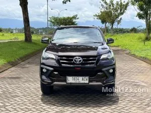 2017 Toyota Fortuner 2.4 TRD 4X2 SUV