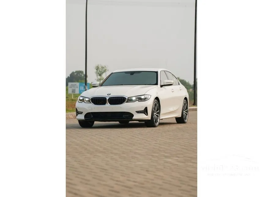 2020 BMW 320i Sport Sedan