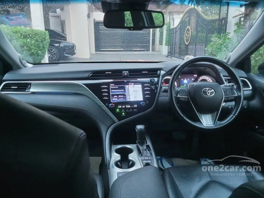 2018 Toyota CAMRY Hybrid Sedan