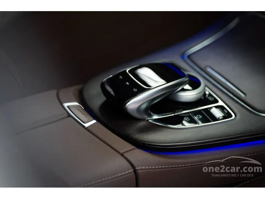 2017 Mercedes-Benz E220 d Exclusive Sedan