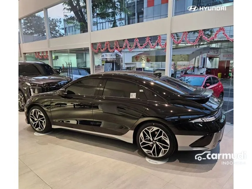 2024 Hyundai IONIQ 6 Signature Long Range Sedan