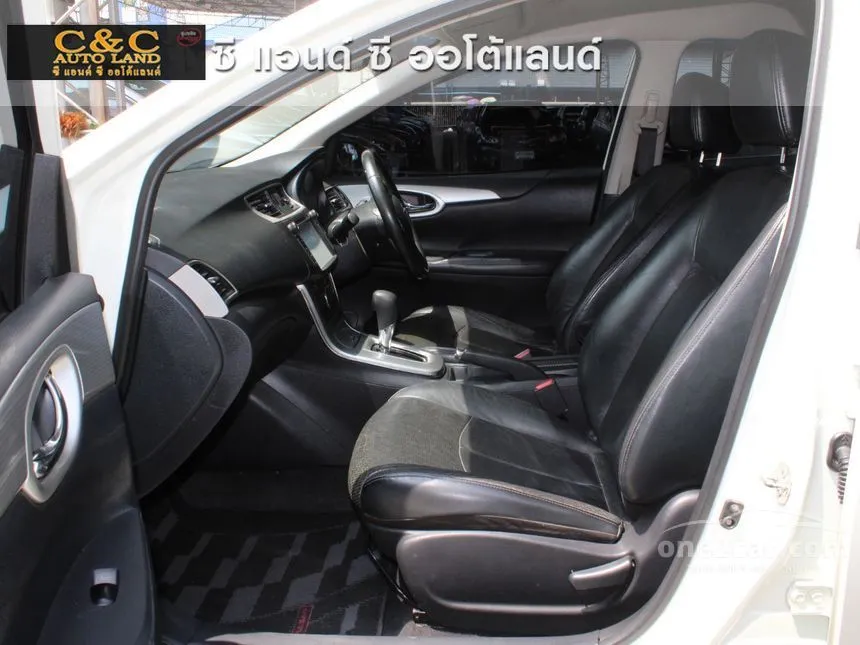 2014 Nissan Pulsar SV Hatchback