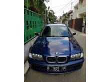 2001 BMW 318i 1.9 Sedan
