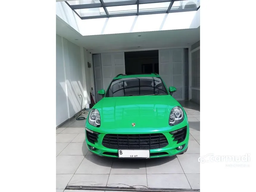 2015 Porsche Macan SUV