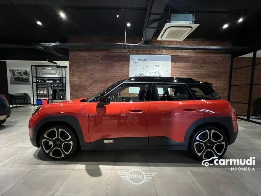 2024 MINI Aceman SE Hatchback