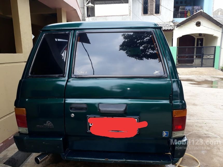 Jual Mobil  Isuzu  Panther  1994 2 3 Manual 2 3 di Jawa Barat 