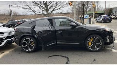 3 ABG Nekad Curi Lamborghini dan Lakukan Penikaman serta Perampokan