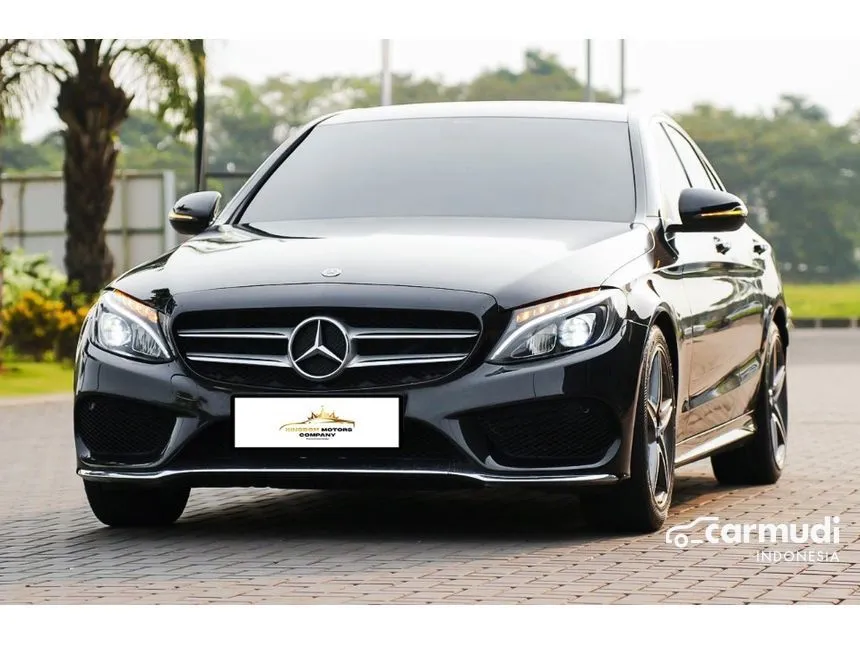 2018 Mercedes-Benz C200 AMG Line Sedan