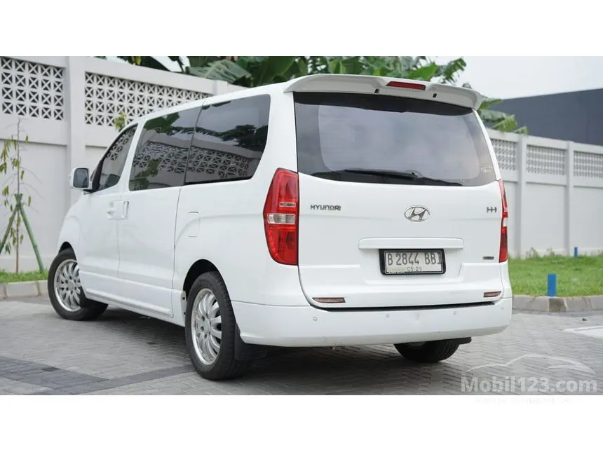 2014 Hyundai H-1 Royale MPV