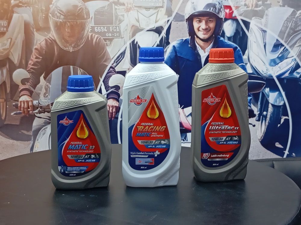 Federal Oil Punya 3 Oli Sintetik Baru untuk Motor Matik dan Manual, Ini Kelebihannya