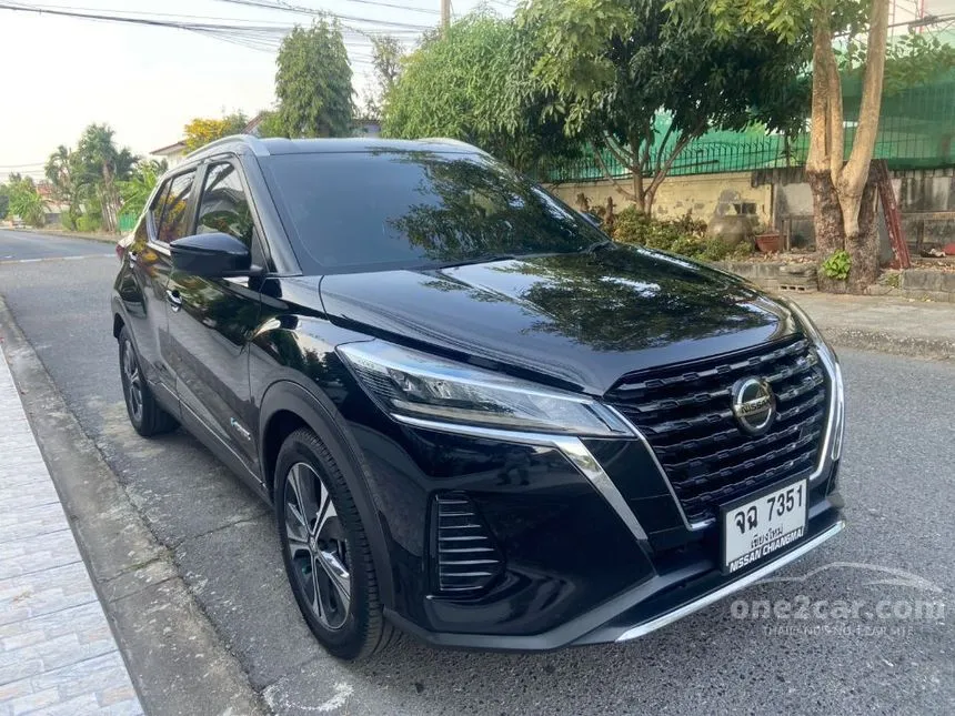 2023 Nissan Kicks E SUV