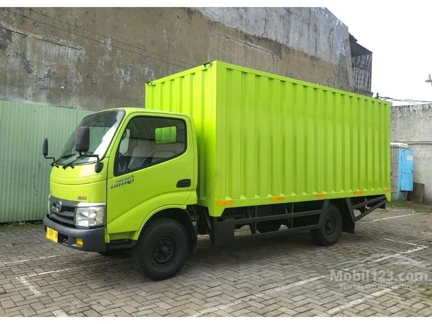 Jual Mobil Hino Dutro 2019 Truck 4.0 di DKI Jakarta Manual Trucks Hijau Rp 254.500.000