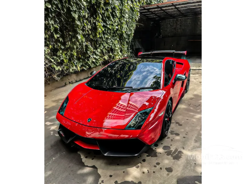 2012 Lamborghini Gallardo LP570-4 Super Trofeo Stradale Coupe