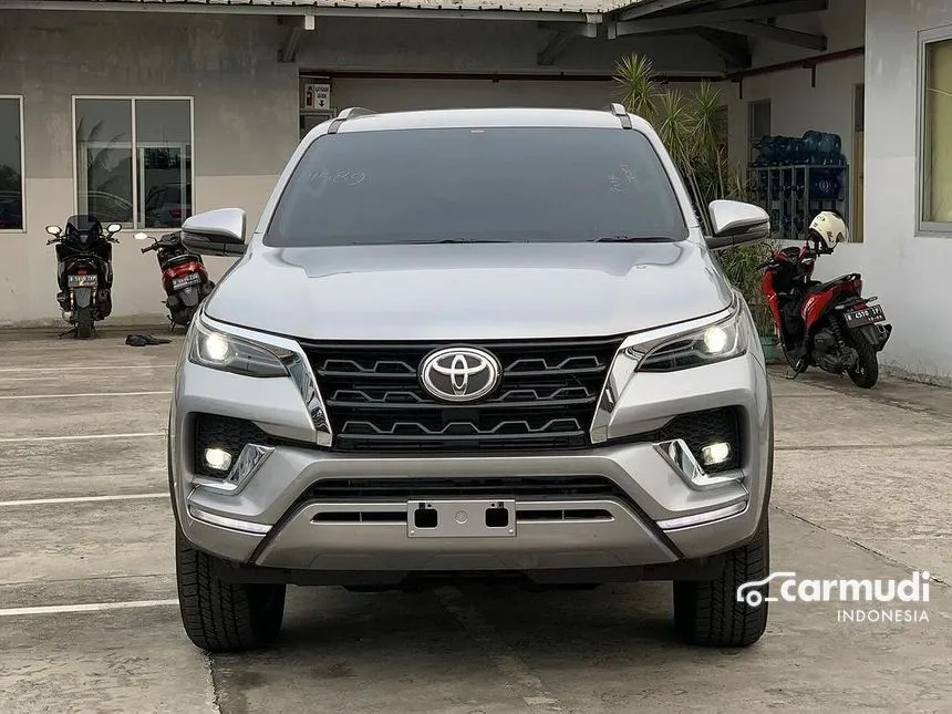 Jual Mobil Toyota Fortuner 2024 VRZ 2.8 di DKI Jakarta Automatic SUV Silver Rp 586.700.000