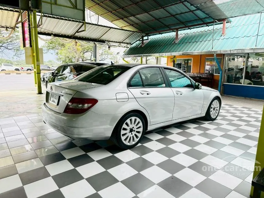 2010 Mercedes-Benz C200 CGI Avantgarde BlueEFFICIENCY Sedan