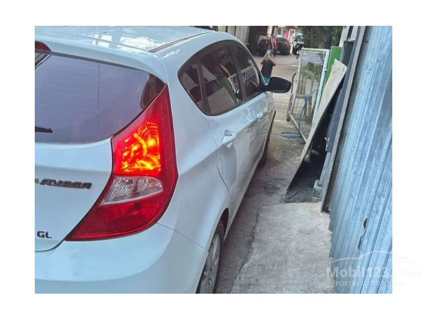2012 Hyundai Grand Avega GL Hatchback