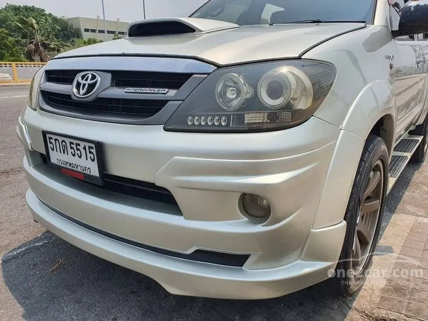 2005 Toyota FORTUNER V SUV