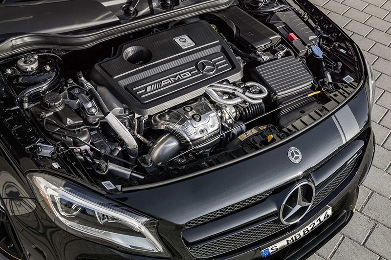 New Mercedes-AMG GLA 45 4MATIC Tampil Spesial 4
