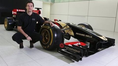 Juara GP2 2014 Bergabung ke Lotus