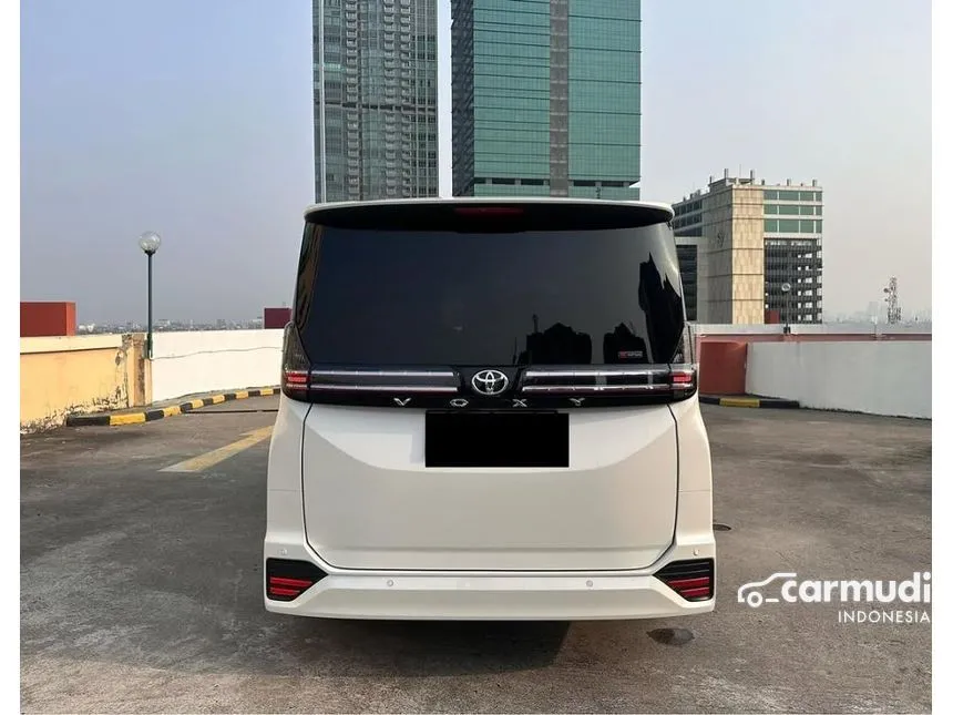 2024 Toyota Voxy Van Wagon