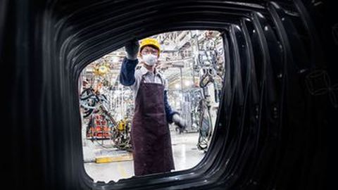 Pabrik Toyota Mulai Produksi Mobil dan Sparepart di Tengah PSBB