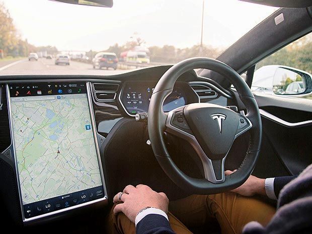 Tesla Update Sistem Autopilot