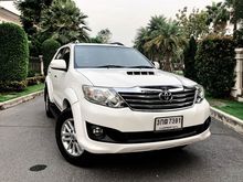 2014 Toyota Fortuner 2.5 (ปี 12-15) V SUV AT