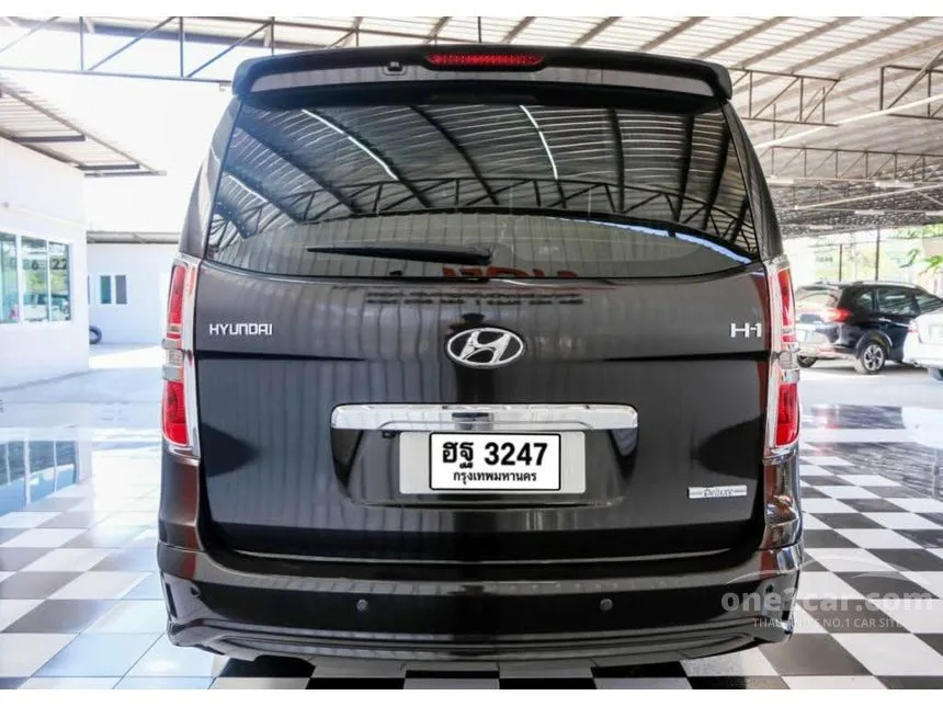 2017 Hyundai H-1 Deluxe Van