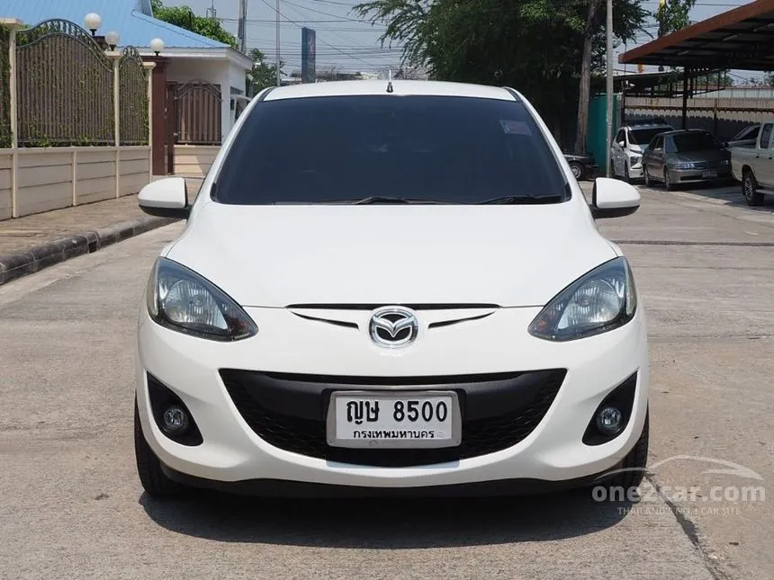 2011 Mazda 2 Groove Sedan