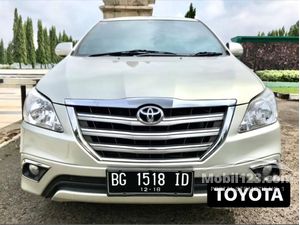 Toyota Kijang Innova Mobil Bekas Baru dijual di 