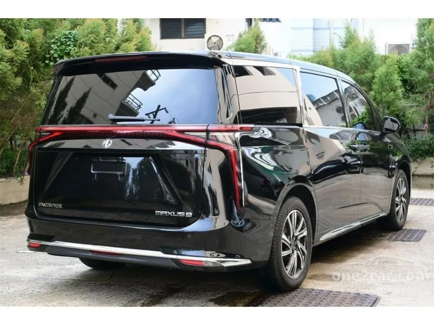 2023 MG Maxus9 X Van