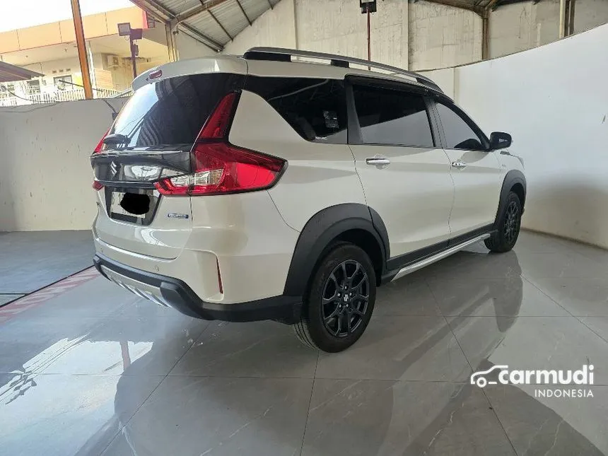 2023 Suzuki XL7 Beta Hybrid SUV