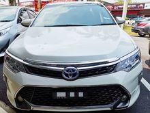 2015 Toyota Camry 2.5 Hybrid Sedan