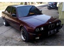 1990 BMW 318i 1.8 1.8 Manual Sedan